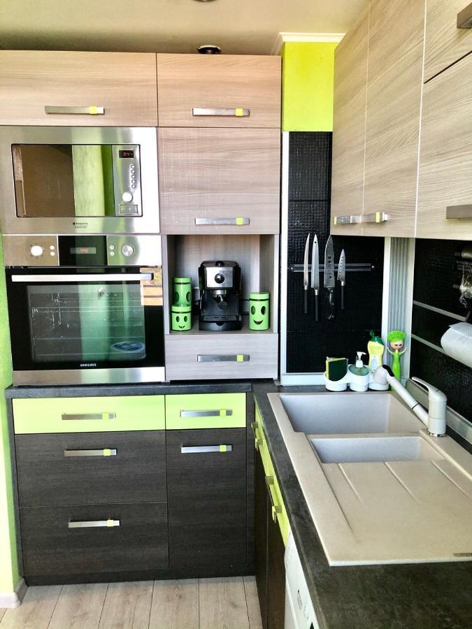Avelov Art Apartment Burgas Ngoại thất bức ảnh