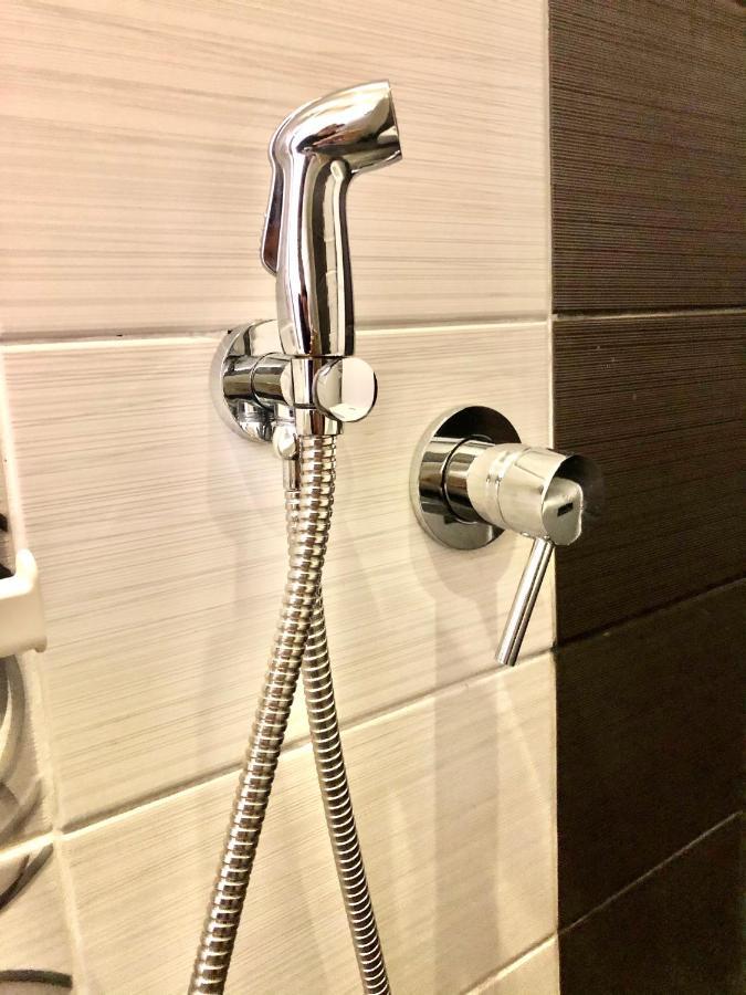 Avelov Art Apartment Burgas Ngoại thất bức ảnh