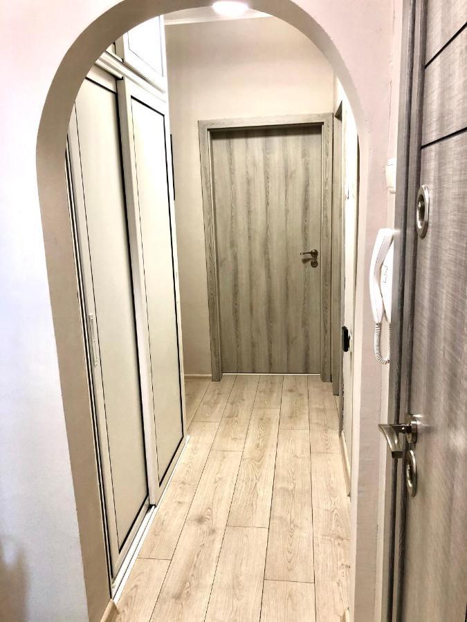 Avelov Art Apartment Burgas Ngoại thất bức ảnh