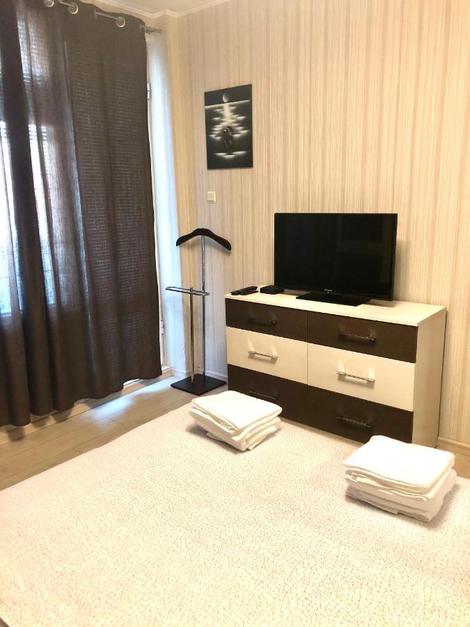 Avelov Art Apartment Burgas Ngoại thất bức ảnh